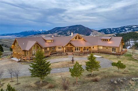 Housing in montana. There are currently 5,211 homes for sale in Montana. The median list price in Montana is $625,000 and the average price per square foot is $62. Montana Housing Market … 