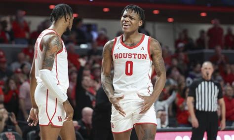 Houston Cougars square off against the Memphis Tigers in AAC Championship