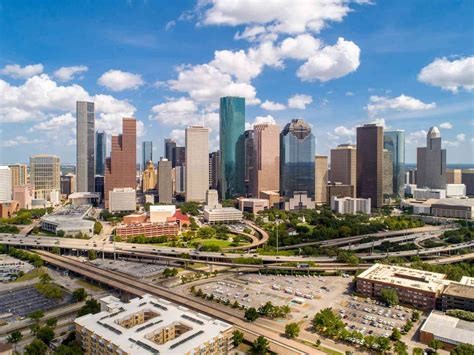 Houston flat. Canal Street Flats is located right in the heart of East downtown (EaDo) Houston minutes away from Minute Maid Park and Discovery Green. Whether its dining with friends and … 