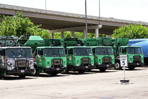 Houston heavy trash. Garbage pickup time is by 7:00 AM. Waste should be placed in cart, personal trash cans between 20 and 96 gallons and under 50 pounds, or sturdy bags not exceeding 50 pounds. ... Texas Pride Disposal will collect two heavy trash/bulk items per service day. Items include furniture, appliances, carpeting (tied and bundled), fencing (nails removed ... 