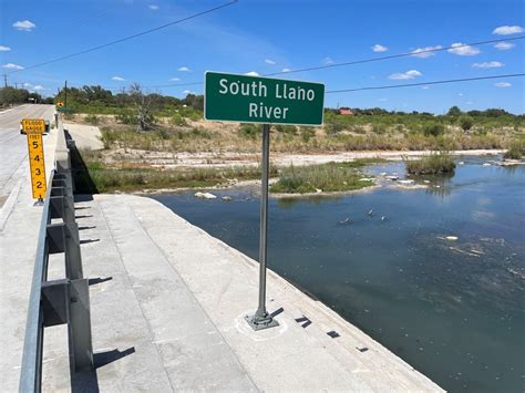 Houston oil executive wants to build private dam for recreation on South Llano River