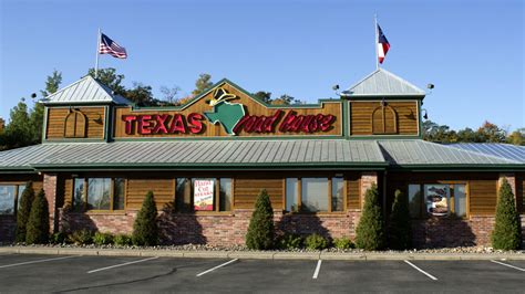 Houston texas roadhouse. Texas Roadhouse is a legendary steak restaurant serving American cuisine from the best steaks and ribs to made-from-scratch sides & fresh-baked rolls. 
