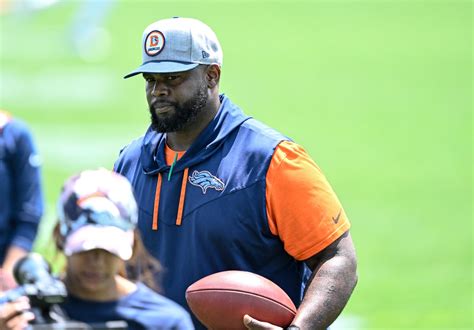 How “star” assistants Christian Parker and Marcus Dixon have helped the Broncos defense transition to Vance Joseph’s system