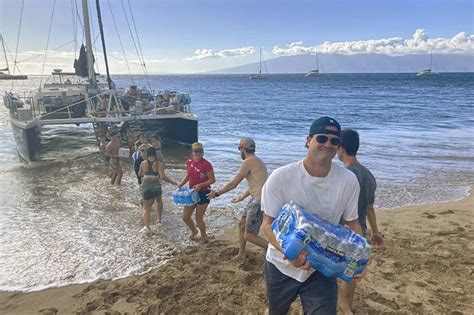 How  –  and when  –  is best to donate to those affected by the Maui wildfires?