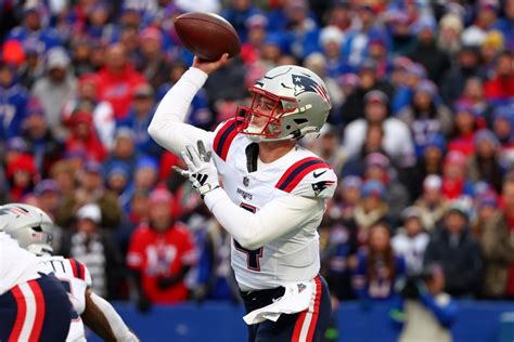 How Bailey Zappe explains three first-half interceptions in Patriots’ loss to Bills