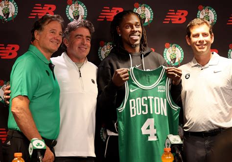 How Jrue Holiday’s arrival is already giving Celtics championship vibes