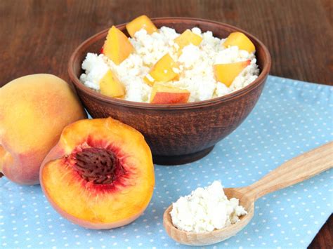 How Many Calories In Cottage Cheese And Peaches? (TOP 5 Tips)