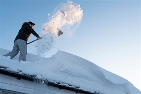 How Much Snow Can a Roof Hold? - Big 5 Exteriors