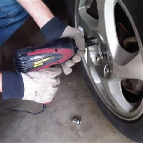 How Much Torque Does an Impact Wrench Need to Remove Lug …