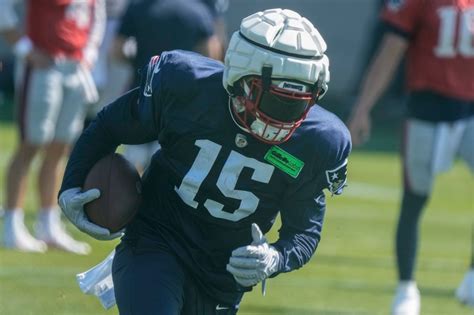 How Patriots’ Ezekiel Elliott can earn max value of one-year contract