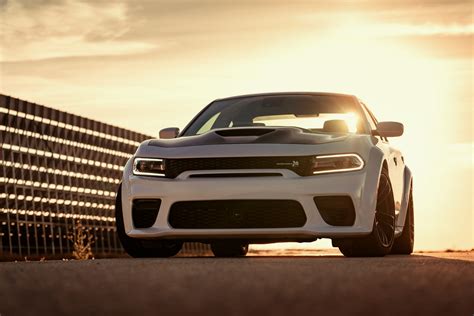 How Quick is a Stock Hellcat? Challenger and Charger BLAST