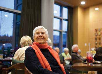 How Single Senior Women Can Succeed Financially - Comfort Life