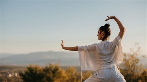 How Tai Chi Can Help You Sleep Better