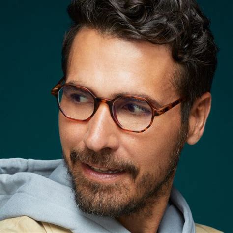 How Technology Is Making Readers Stylish