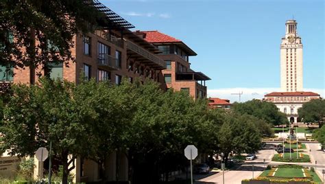 How Texas universities are making changes to comply with new anti-DEI law
