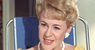 How They Came to Carry On ... Dilys Laye - Blogger