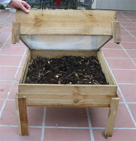 How To Build A Wooden Worm Bin Easy DIY Woodworking Projects Step by