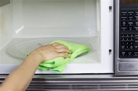 How To Clean A Microwave Convection Oven?