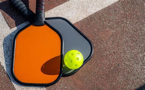 How To Clean Your Pickleball Paddle: 6 best Tips To Make It easy