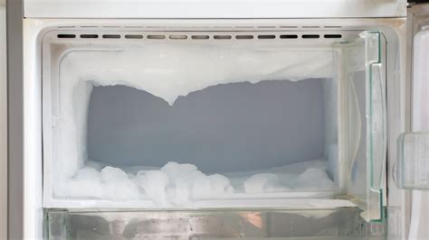 How To Defrost A Mini Fridge The Easiest Way! • …