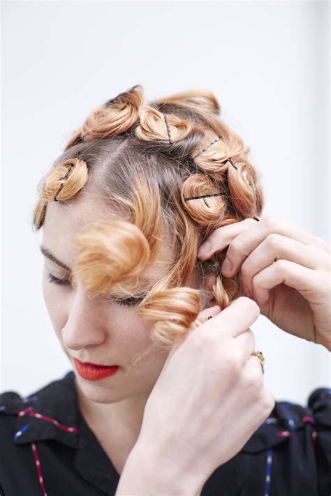 How To Do Pin Curls Short Hair - Your Hair Trends