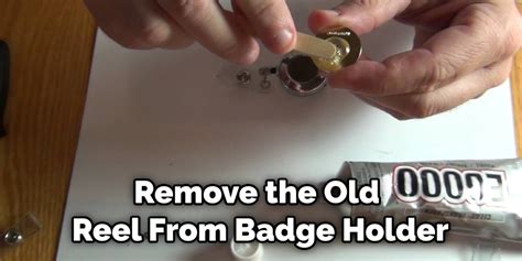 How To Fix Badge Reel - Moore Hicave