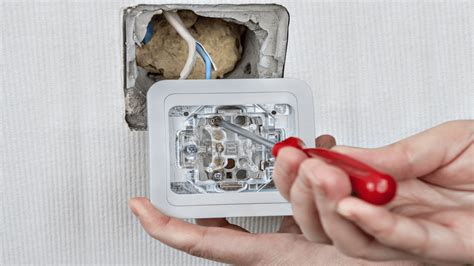 How To Install A Light Switch Safely 