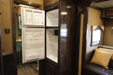 How To Keep Your RV Fridge Cold While Traveling – RVBlogger