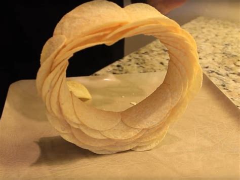 How To Make A Pringles Ringle - Simplemost