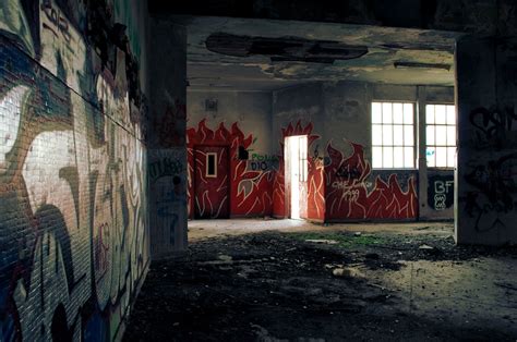 How To Photograph Models in Abandoned Buildings Contrastly