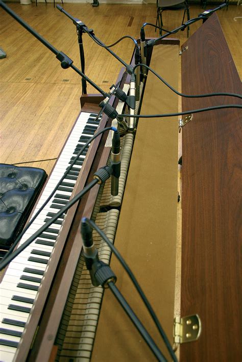 How To Record Upright Piano With One Mic? (Answer Inside!)