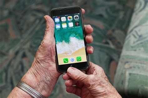 How To Setup an phone since Elderly User Before Gifting