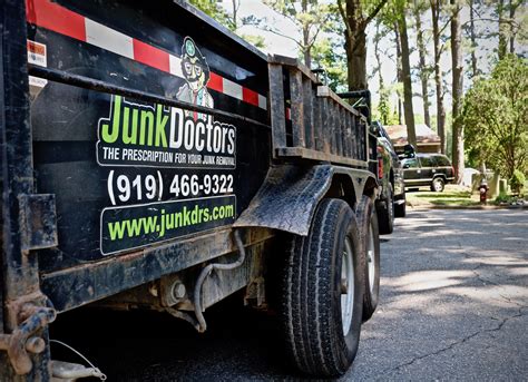 How To Start A Junk Removal Business [In 7 Simple Steps]