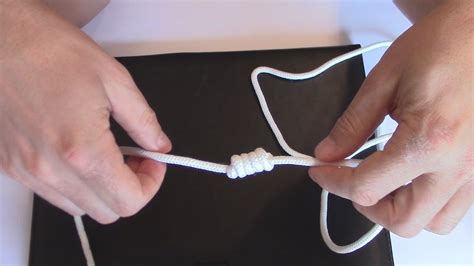 How To Tie The Stopper Knot - YouTube