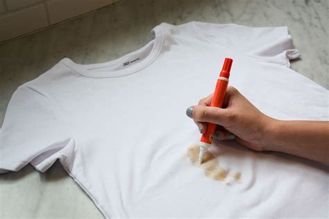 How To Use Tide To Go Stain Remover Pen Review