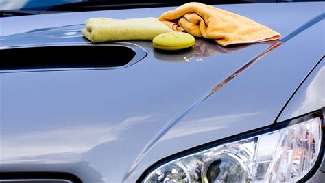 How To Wax A Car By Hand or With A Buffer Lease Fetcher