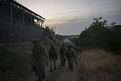 How Ukrainian special forces secured a critical Dnipro River crossing in southern Ukraine