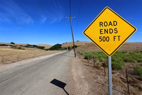 How a fight over 1,000 feet of Bay Area road led to lawsuits and allegations of corruption