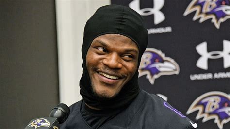 How a late-night text brought Lamar Jackson and the Ravens to the end of 2-plus years of tense negotiations