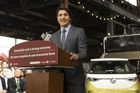 How an ‘energizer bunny,’ cheeseburgers and $14 billion helped Canada woo Volkswagen