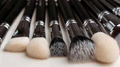 How and How Often to Clean Your Makeup Brushes