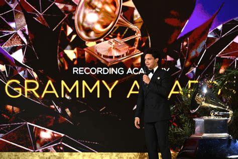 How can i watch the grammys. Featuring exclusive red carpet interviews, limo, fashion, and thank you cameras, and highlights from the 66th GRAMMY Awards Premiere Ceremony and Music's Big... 