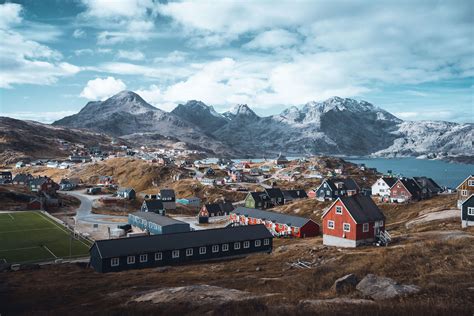 How cold is it in greenland