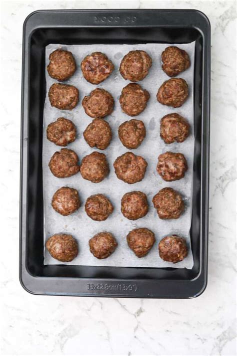 How cook meatballs in oven