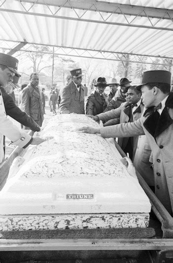 How did elijah muhammad die