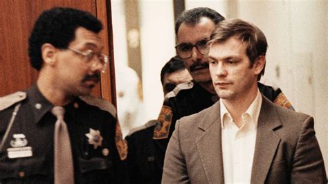 How did jeffrey dahmer die. At about 8:10am, Dahmer was discovered on the floor of the bathrooms with severe head wounds, having been bludgeoned with a metal bar and having had his head struck against a wall. He was pronounced dead one hour later in hospital. Anderson was beaten with the same weapon and died two days later from his injuries. 