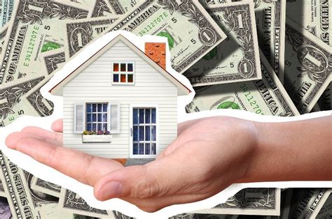 How do people afford houses. Are you looking for a great deal on a house in Texas? If so, you’re in luck. There are some amazing deals to be found on cheap houses in the Lone Star State. Whether you’re looking... 