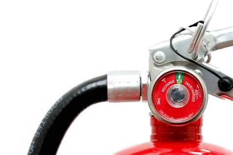 How do you dispose of a fire extinguisher. The garbage disposal is often overlooked until it breaks down or starts to smell. Find out how to clean, fix and buy a garbage disposal at HowStuffWorks. Advertisement Most people ... 
