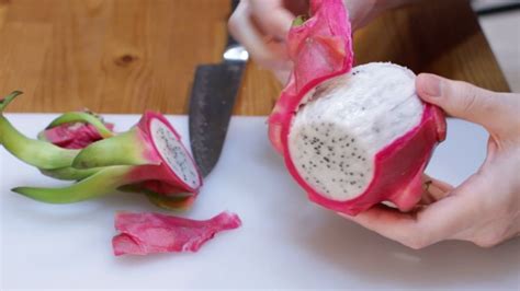 How do you eat dragon fruit. Things To Know About How do you eat dragon fruit. 