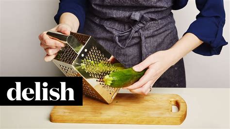 How do you make zucchini noodles with a cheese grater?